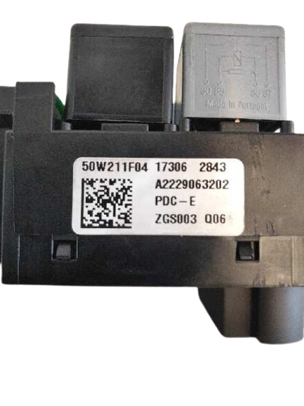 Caja de los Relés 50W211F04