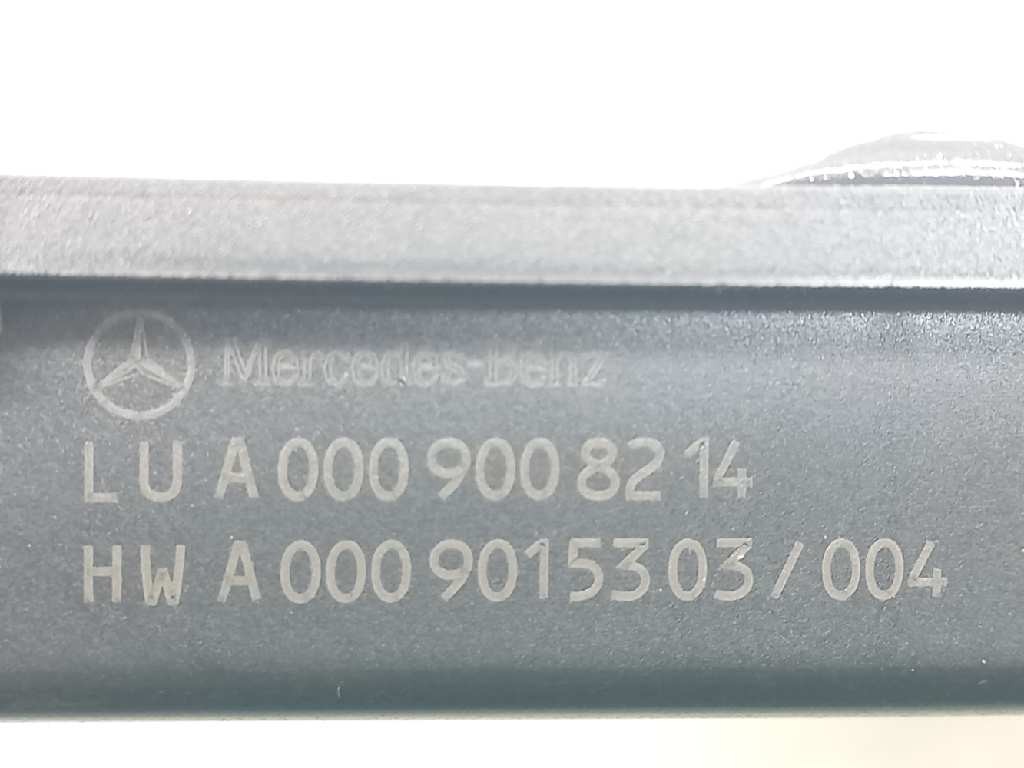 Unidad de control de la bomba de combustible A0009008214