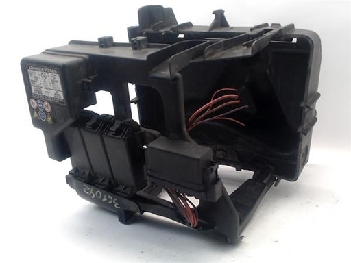 Soporte de la batería con caja de fusibles 6Q0915345A